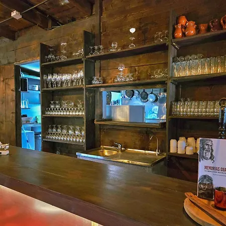 Avestruz בית חווה סן איסידרו